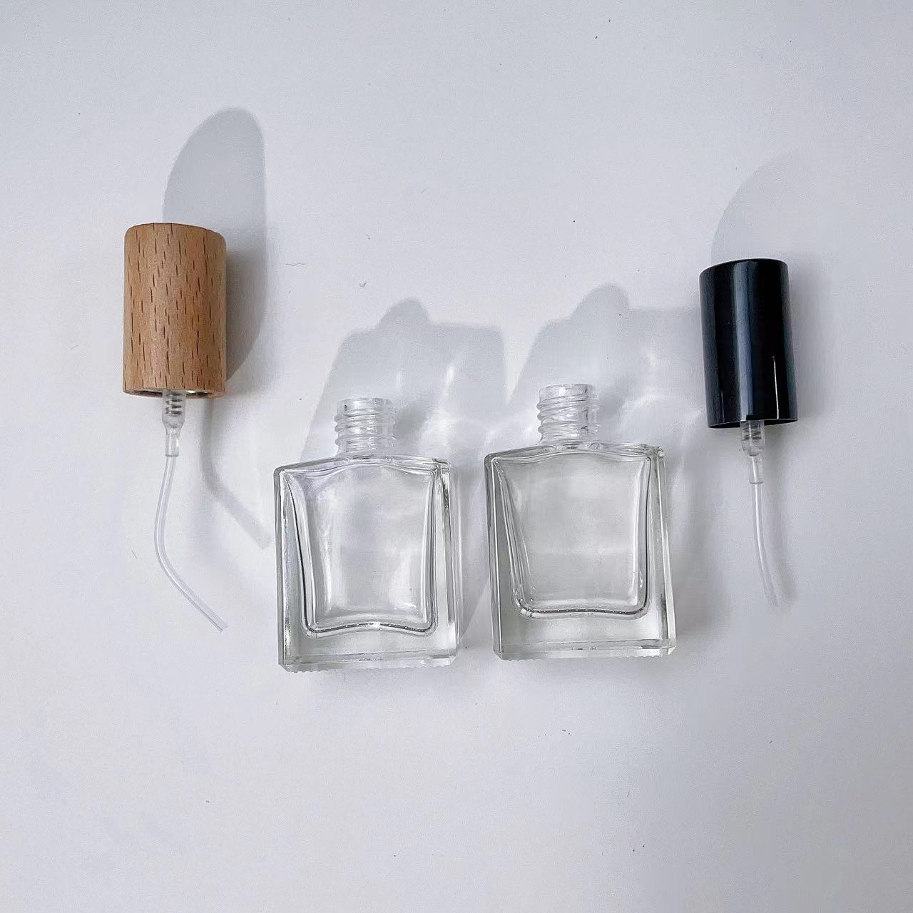 زجاجة بخاخ عطر من الزجاج السمي - مراجعة Perfume Fragrance House وسعره