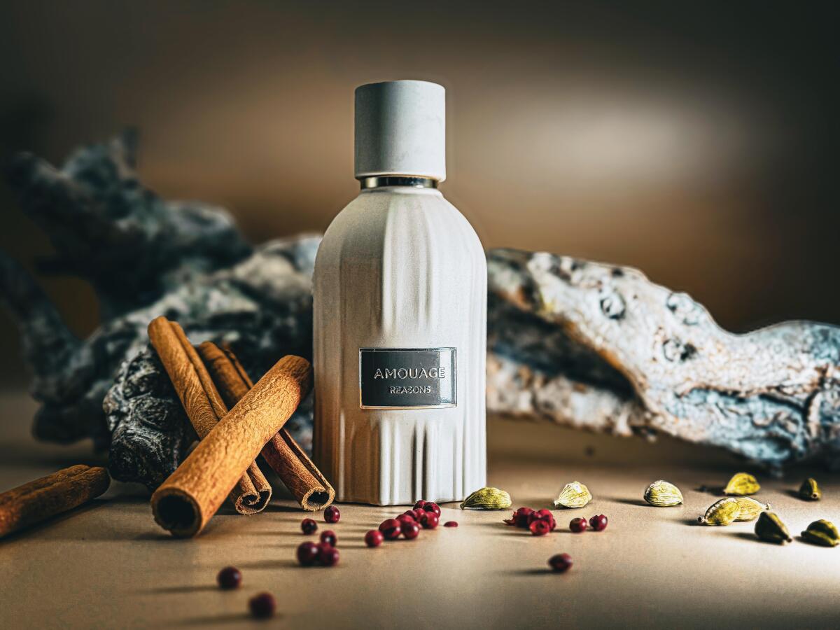 أمواج جايدنس 46 لاينيج رايزنز  - مراجعة Parfum Extrait Oil وسعره